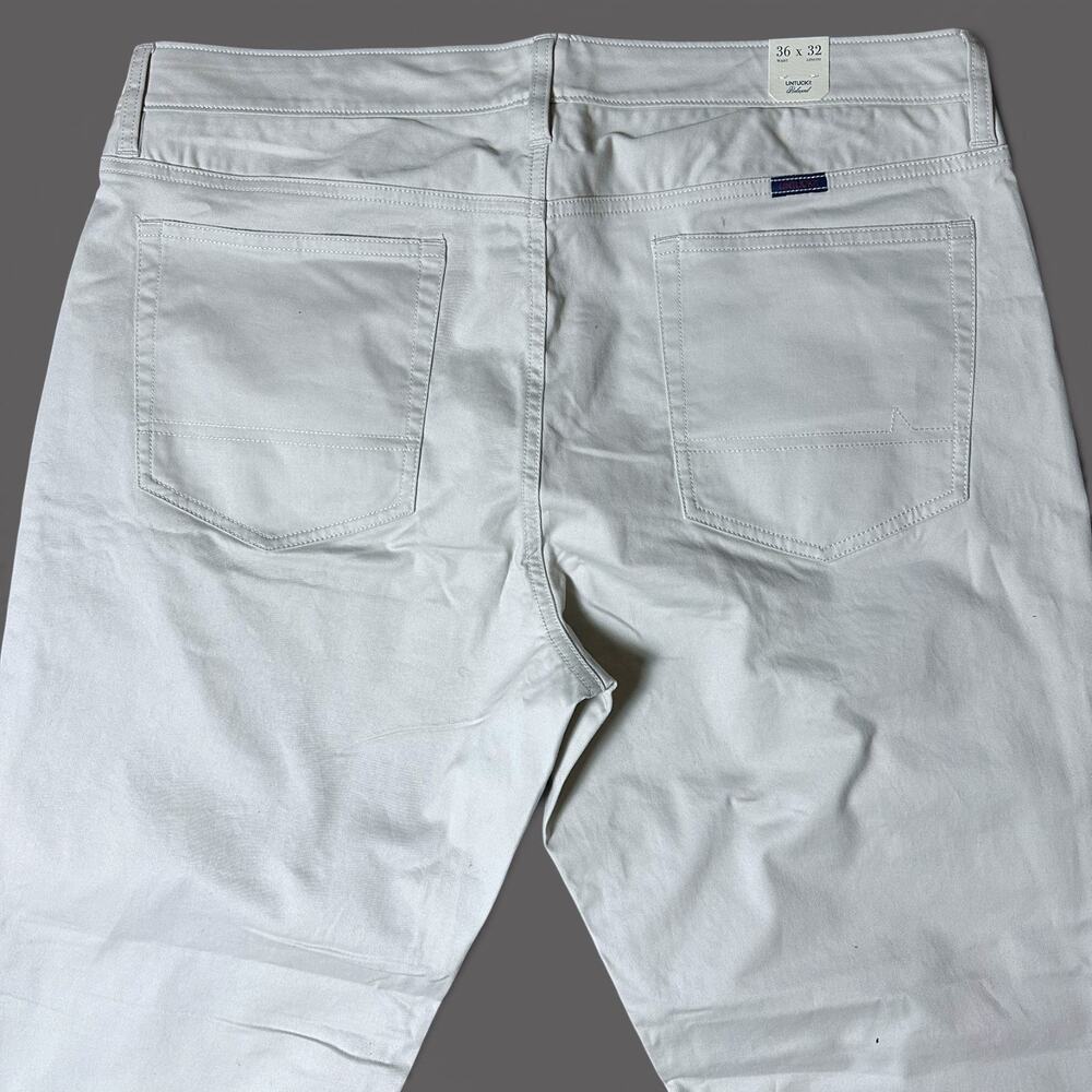 Untuckit Don Santiago Chino Pant Mens Size 36x32 Light Grey Relaxed Fit NWT - Picture 5 of 6